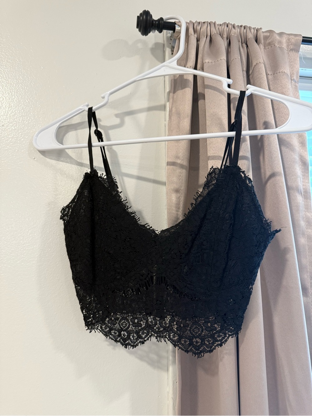 Missguided Black Going out top with zipper